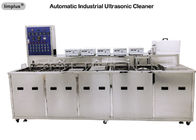 La máquina ultrasónica industrial del limpiador del tanque multi con el enjuague del sistema de sequedad para el aceite desengrasa
